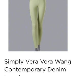 Simply Vera Vera Wang denim leggings.